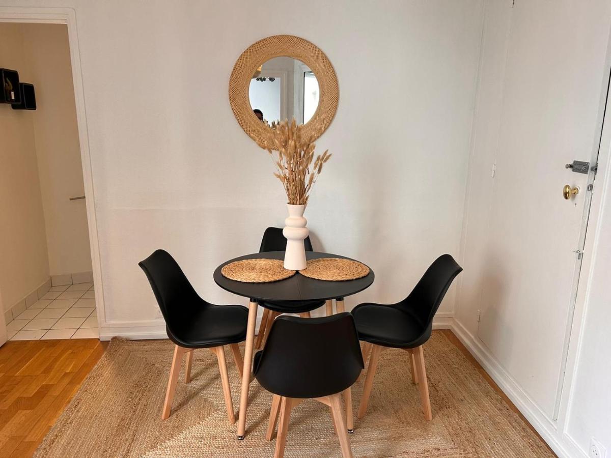 Chic Apartment On The Famous Shopping Rue Du Faubourg Saint-Honore Street Paris Luaran gambar